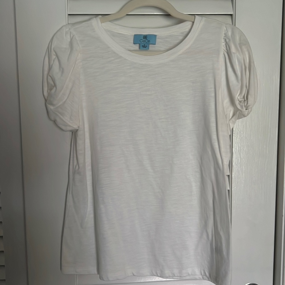 Cece white shirt with knot short sleeve detail size small